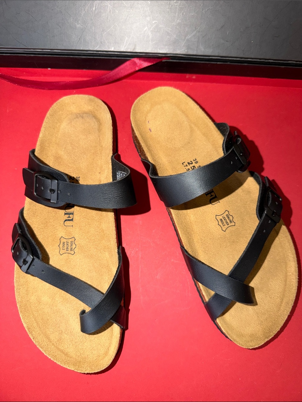NWOB Women’s Black Strappy Buckle Sandals with Suede Footbed